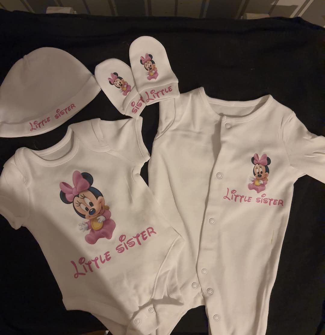 "Personalized Baby Gift Sets - Custom Gifts - Phimedil Designs